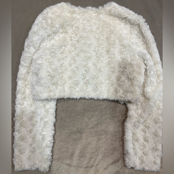 Bonnie Jean Ivory Textured Kids Sweater - Picture 3 of 3